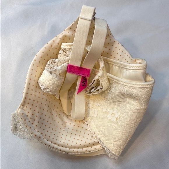 Maidenform Polka Dot Lace Bra - Cream, racerback, front close, 38DD, New - Picture 15 of 15